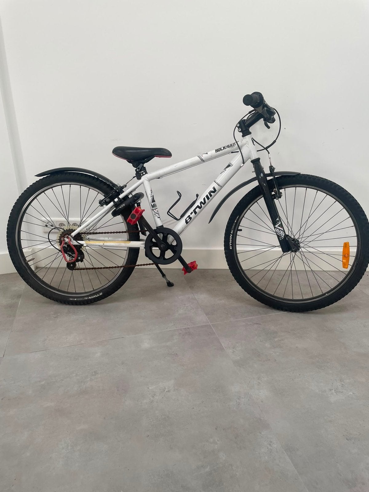 B'Twin kinderfiets 20-24 inch, Fietsen en Brommers, Fietsen | Kinderfietsjes, Ophalen, Gebruikt, Velgrem, 16 tot 20 inch