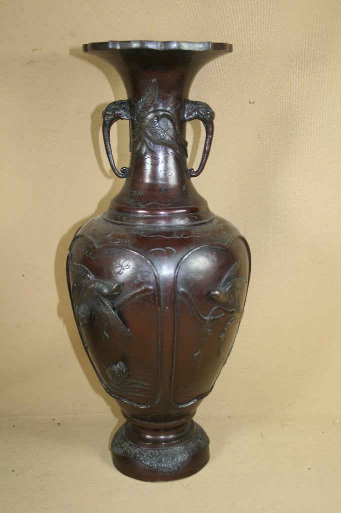 Grote antieke Chinees / Japans bronzen vaas met vogels 44 cm, Antiek en Kunst, Ophalen of Verzenden