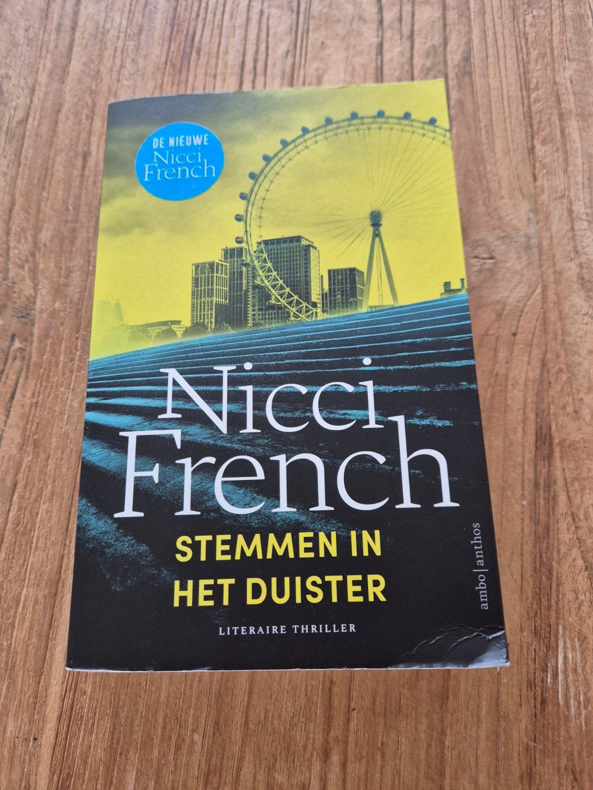 Nicci French - Stemmen in het duister, Ophalen of Verzenden, Gelezen, Nicci French