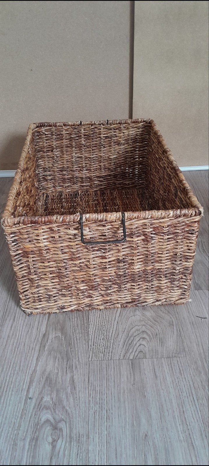Gevlochten rieten mand met handvatten, Ophalen, Gebruikt, Mand, Riet