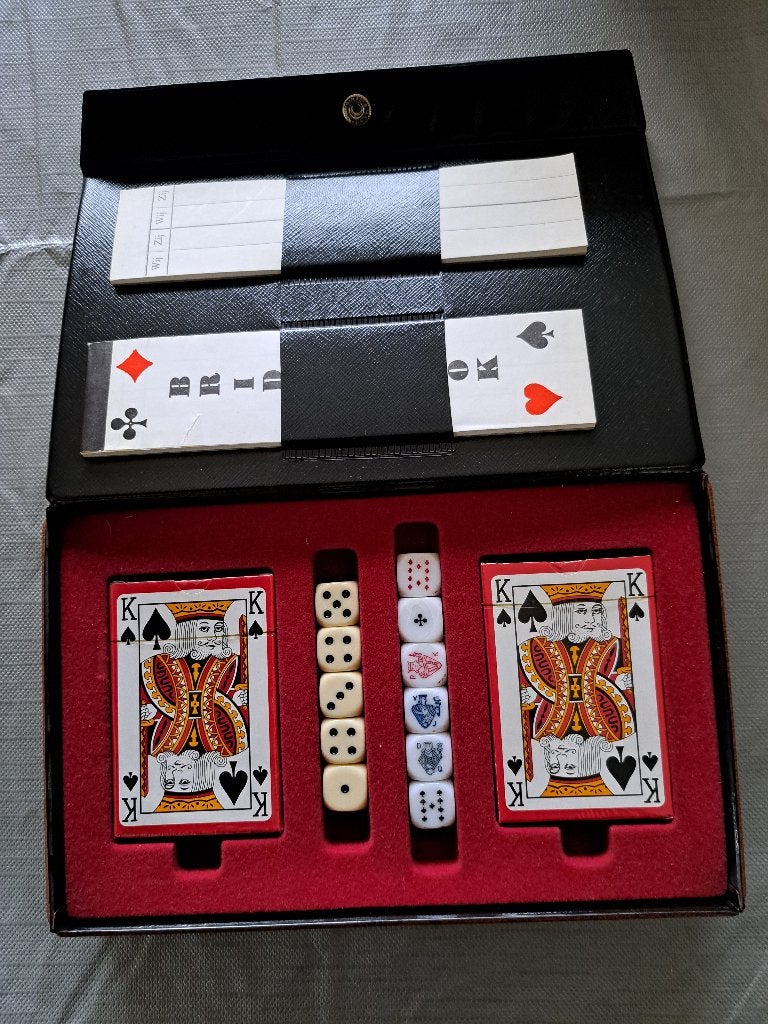 Spellendoos bridge, kaarten, poker- en dobbelstenen, Ophalen of Verzenden, Zo goed als nieuw