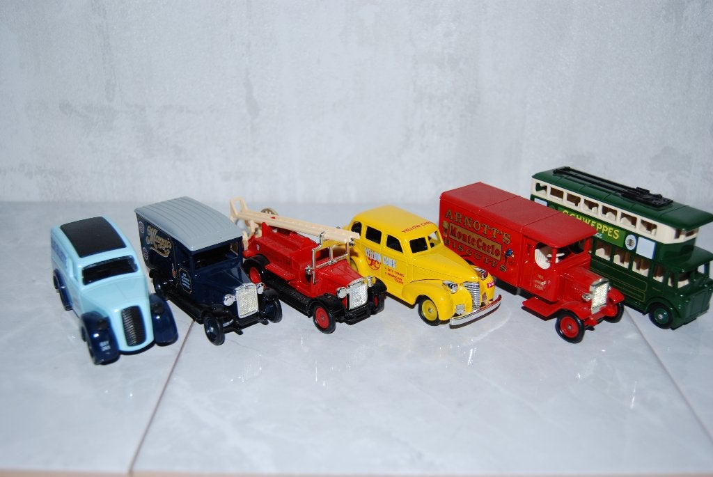 Days Gone Autootjes Set A, Hobby en Vrije tijd, Ophalen of Verzenden, Zo goed als nieuw, Auto, Overige merken