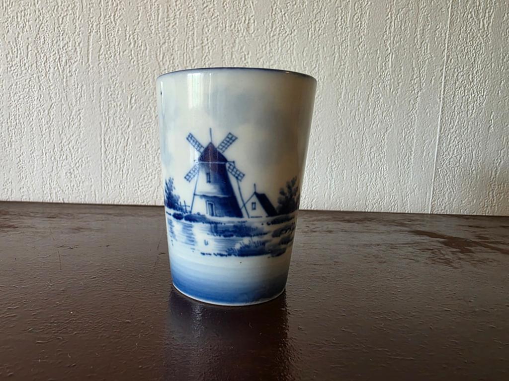 Delfts Blauw Beker met Molen en Hollands Landschap, Ophalen