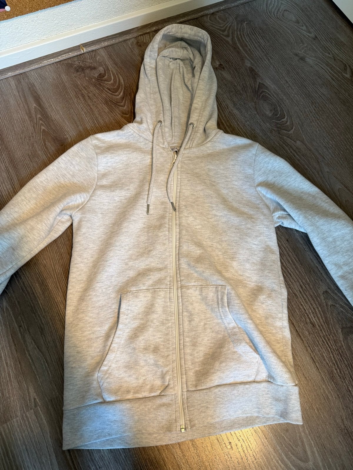 Janina Hoodie met rits - Maat S - Lichtgrijs, Ophalen of Verzenden, Zo goed als nieuw, Maat 36 (S), Grijs
