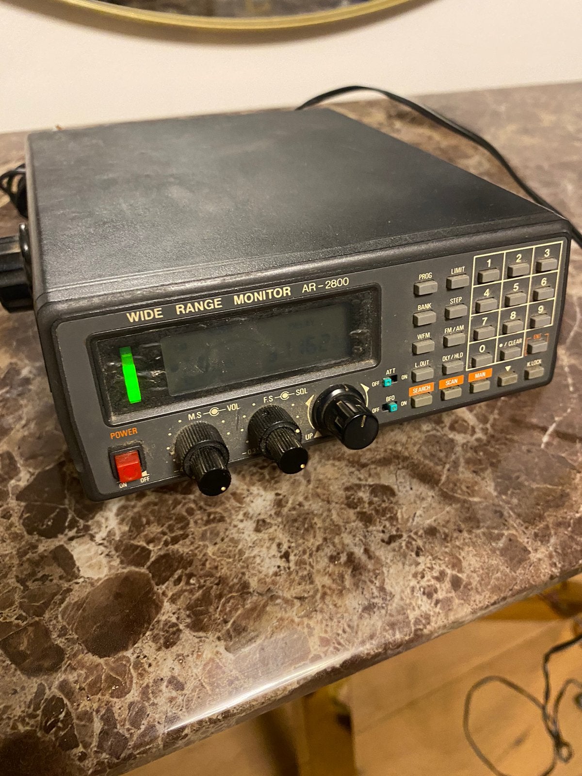 Vintage radio zender scanner ar-2800 signalen, Telecommunicatie, Zenders en Ontvangers, Ophalen of Verzenden, Zo goed als nieuw