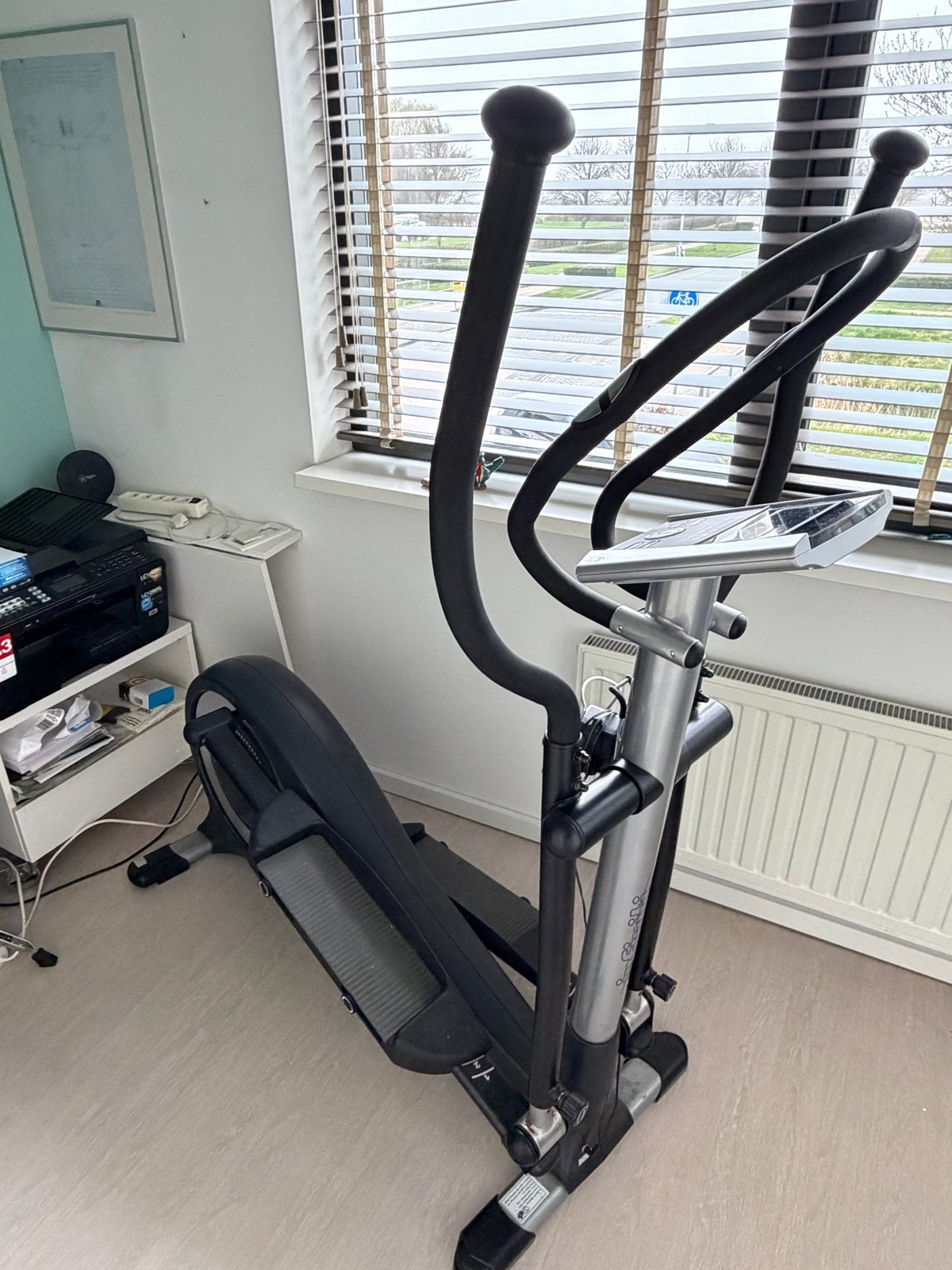 Infinity Crosstrainer - Perfect voor thuisworkouts, Sport en Fitness, Ophalen, Gebruikt, Armen, Crosstrainer