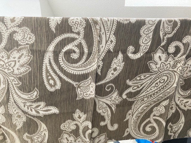 B36-Luxe Damaststof Siam bronze, Hobby en Vrije tijd, Stoffen en Lappen, Overige kleuren, Verzenden, 120 cm of meer, Zo goed als nieuw