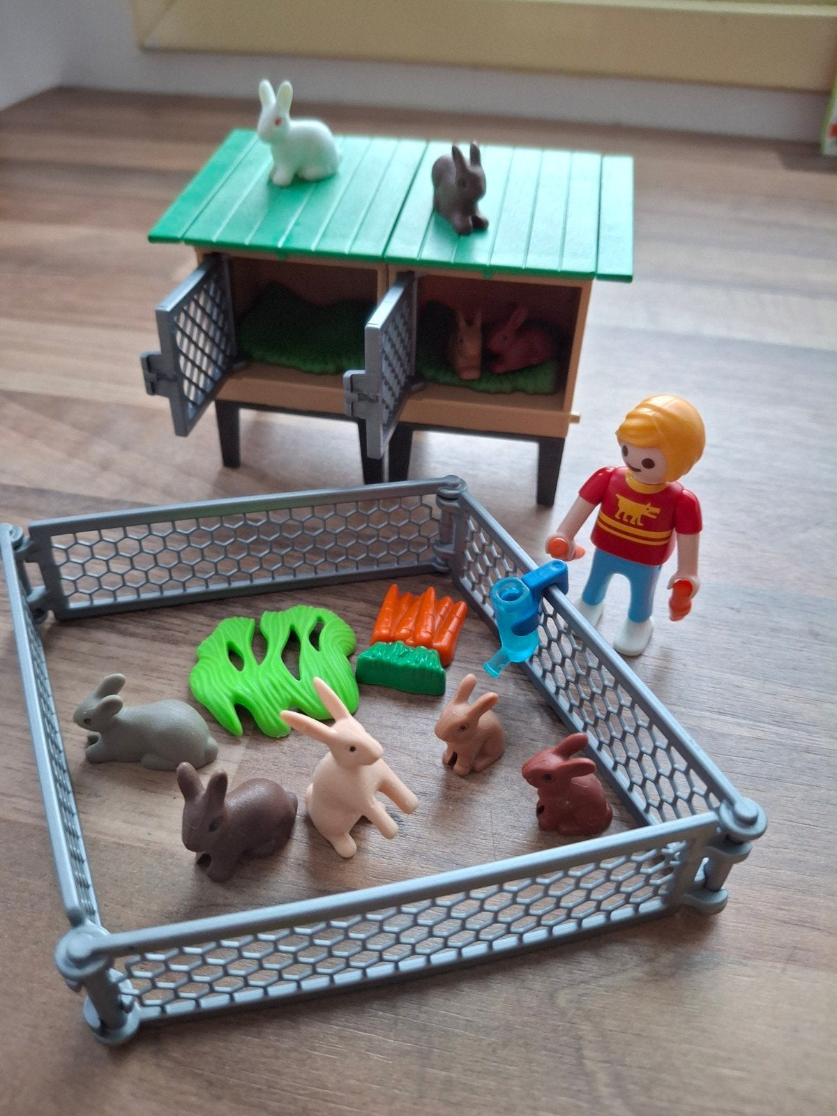 Playmobil 6140 Konijnenhok met konijnen en figuur, Ophalen of Verzenden, Gebruikt, Jongen of Meisje