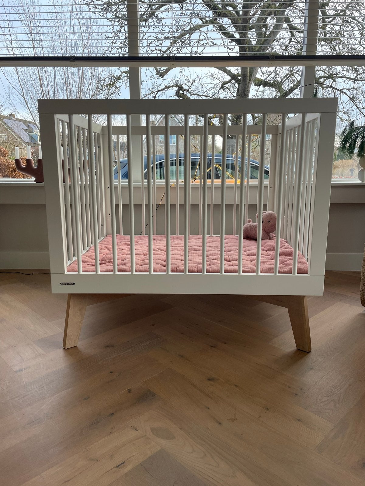 Kidsmill sixties Box - Wit met Houten Poten, Ophalen, Gebruikt, Vierkant