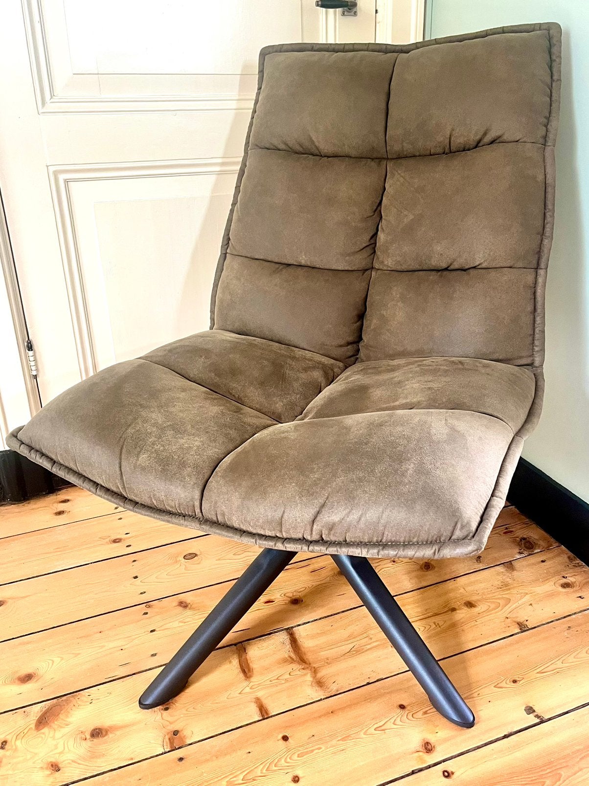 Draaifauteuil olijf groen, Ophalen, 75 tot 100 cm, Zo goed als nieuw, Metaal
