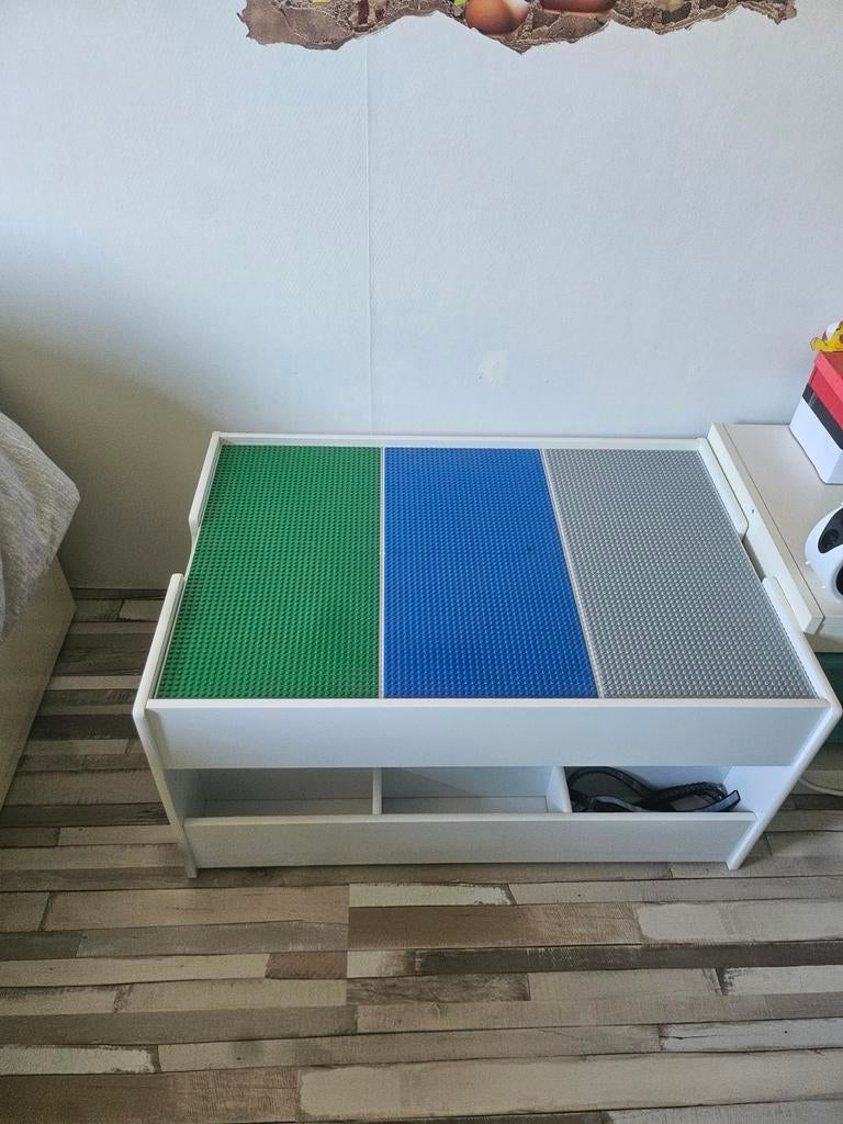 Lego speeltafel met opbergruimte en 3 grondplaten, Ophalen of Verzenden, Gebruikt, Grondplaat, Lego