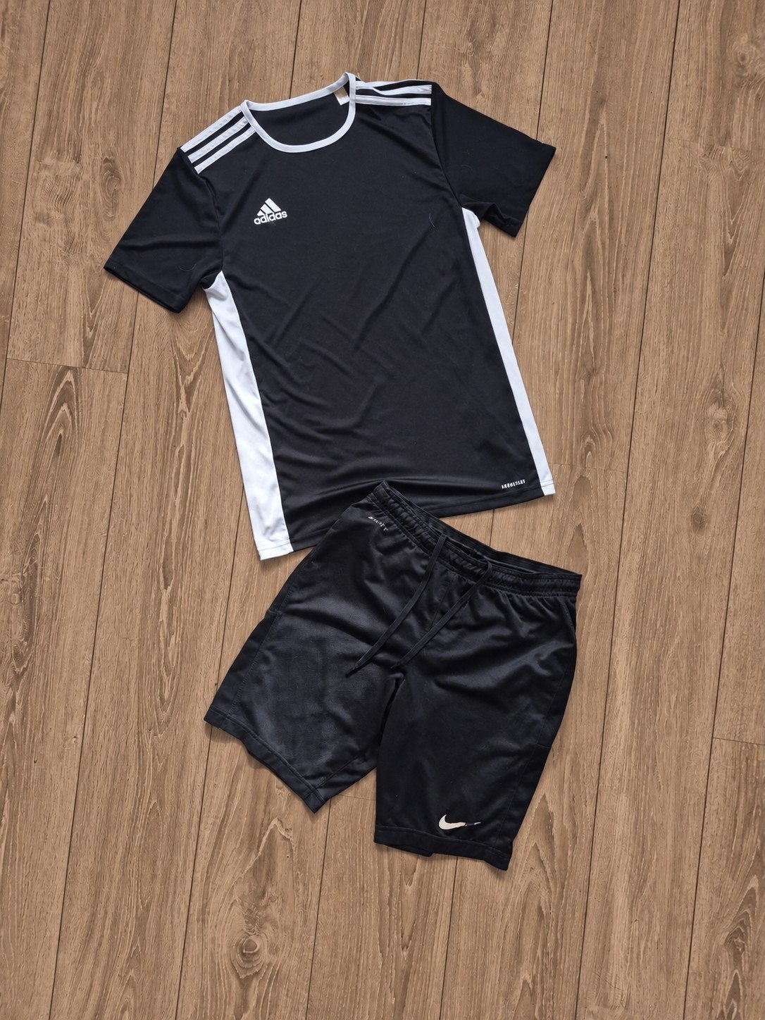 Adidas  en Nike sport set S, Zwart, Nike, Ophalen of Verzenden, Gedragen