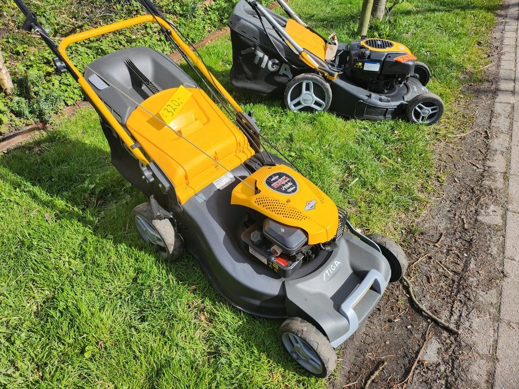 Stiga Combi grasmaaier Briggs & Stratton aandrijving, Tuin en Terras, Grasmaaiers, Gebruikt, Benzine-grasmaaier, Opvangzak, Ophalen