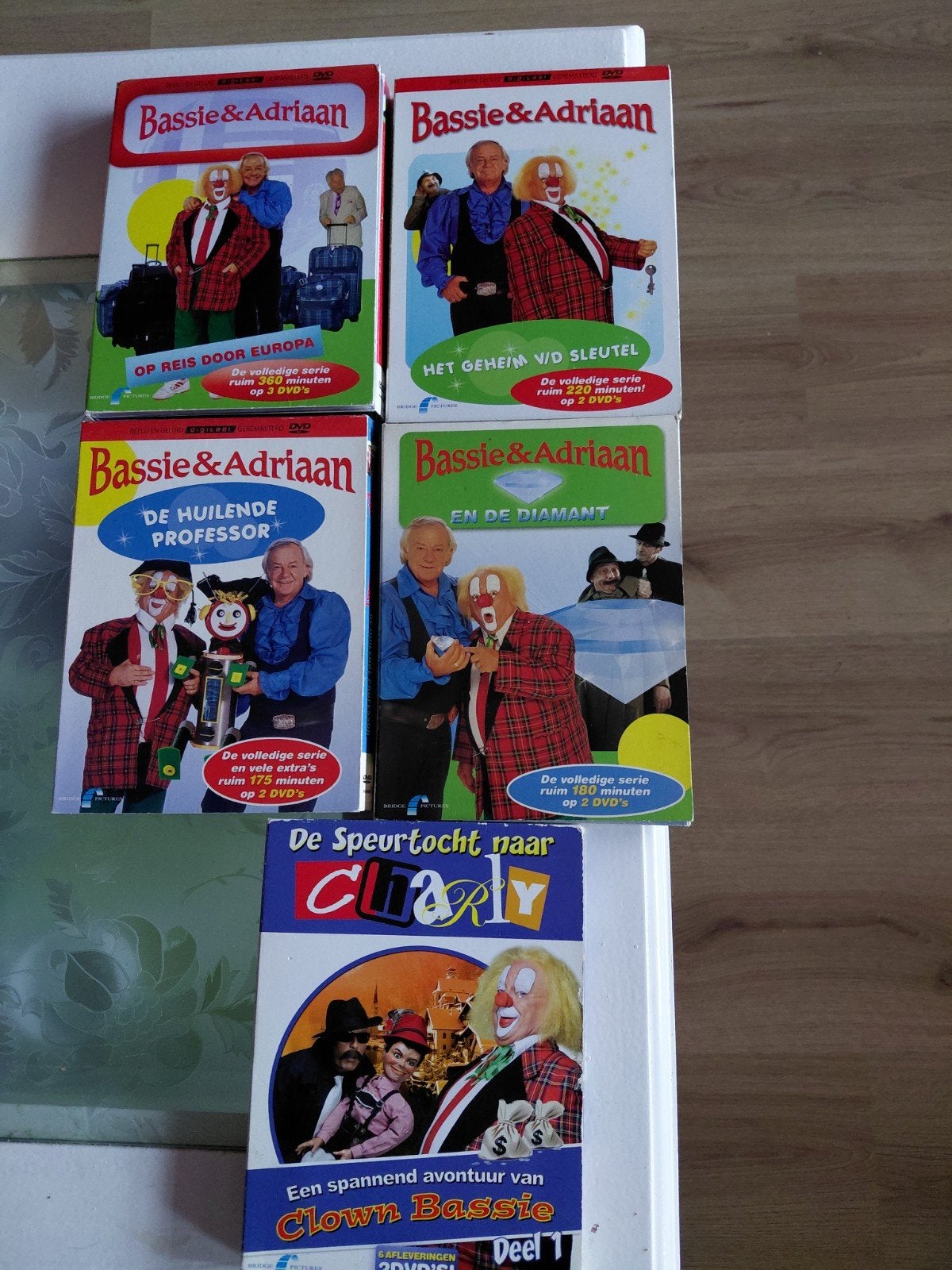 Bassie & Adriaan DVD-set – 5 Klassieke Avonturen Boekvorm., Gebruikt, Tv-serie, Ophalen of Verzenden, Familie