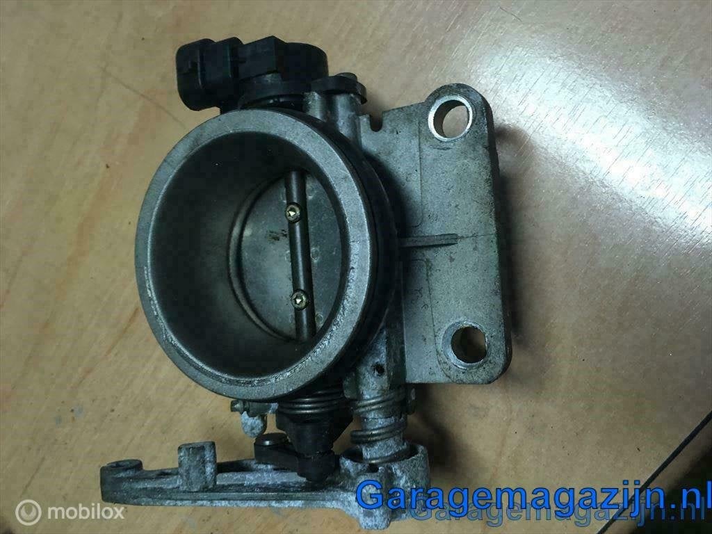 Gebruikt Gasklephuis Aj0010428B Renault Dacia 7700102870   1, Auto-onderdelen, Gebruikt, Renault, Ophalen of Verzenden, Renault