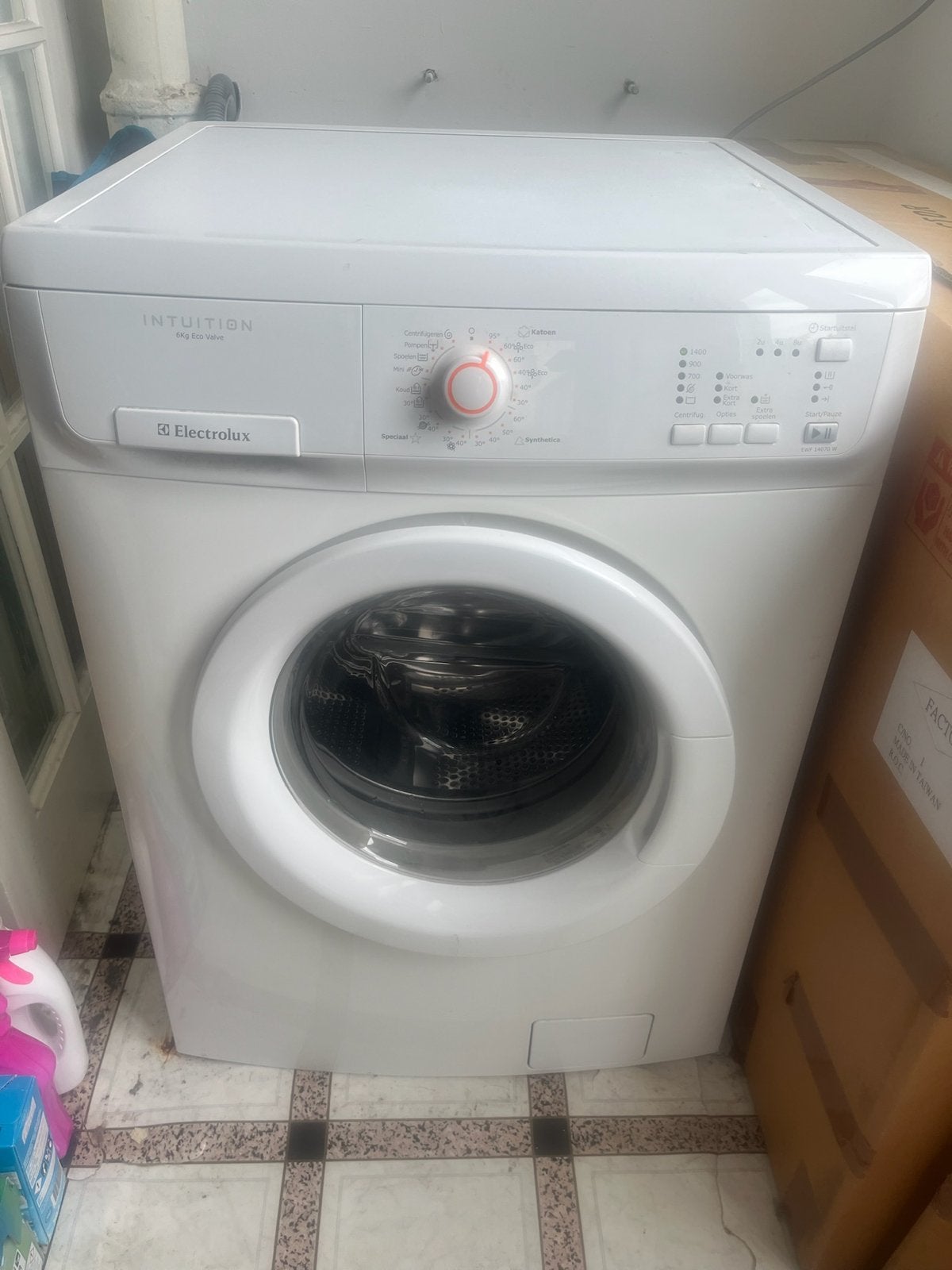 Gratis - Electrolux EWF14070W Wasmachine - 6kg, Voorlader, Ophalen, Gebruikt, Voorlader, 85 tot 90 cm