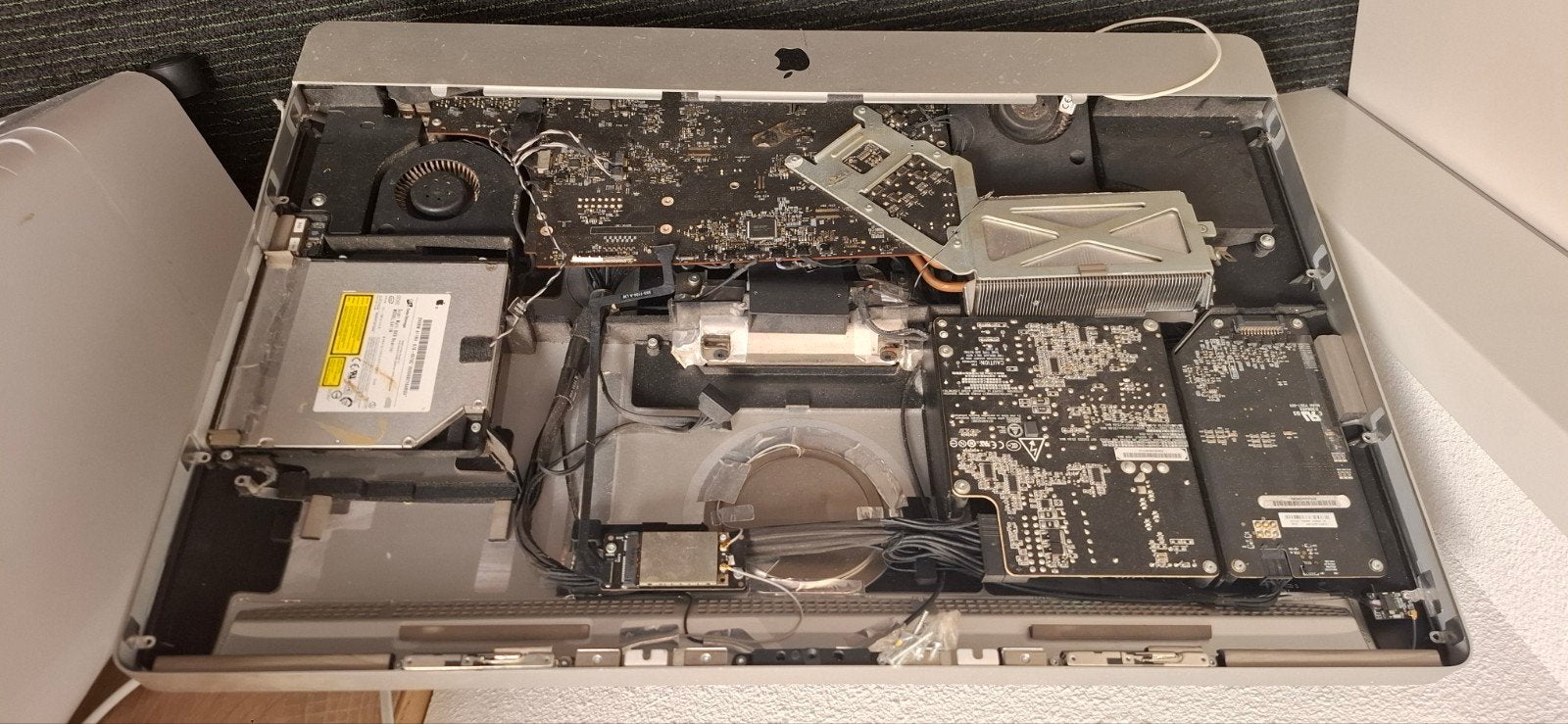 Apple computer voor onderdelen - defecte iMac, Computers en Software, Apple Desktops, Minder dan 4 GB, IMac, Onbekend, Ophalen of Verzenden
