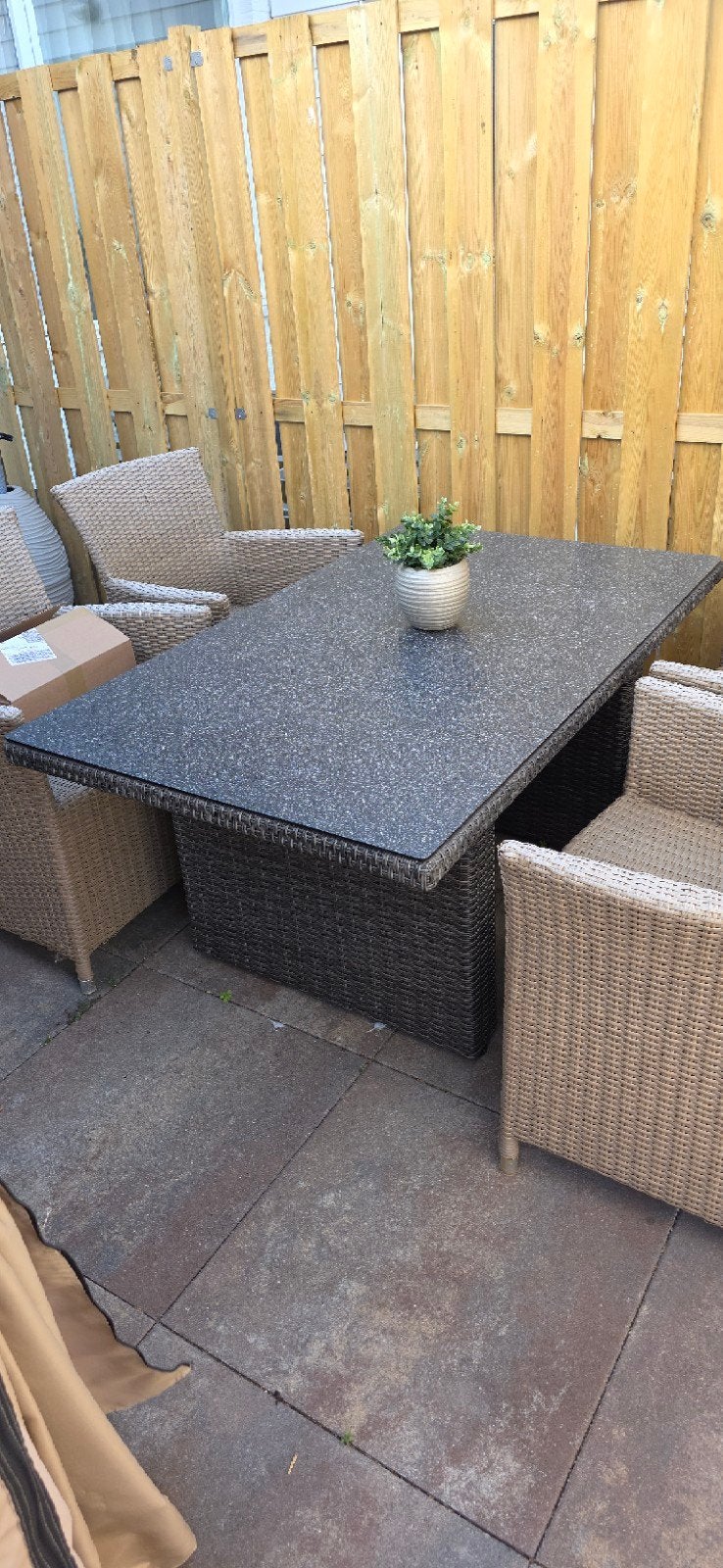 Wicker tuintafel met granieten blad, Tuin en Terras, Ophalen, Gebruikt, Rechthoekig, Wicker