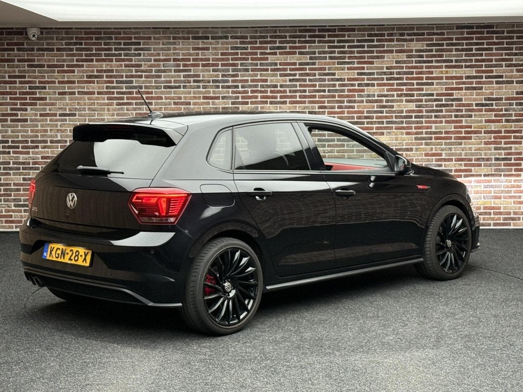 Volkswagen Polo 2.0 TSI GTI, Auto's, Stof, Gebruikt, 4 cilinders, 1984 cc