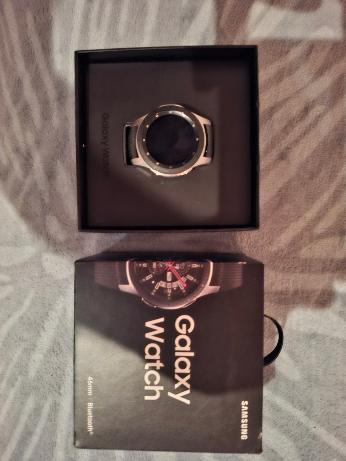 Samsung galaxy watch 46mm zilver.SM-R800 NIEUW️ ️, Nieuw, Waterdicht, Ophalen of Verzenden, Samsung galaxy watch 46mm