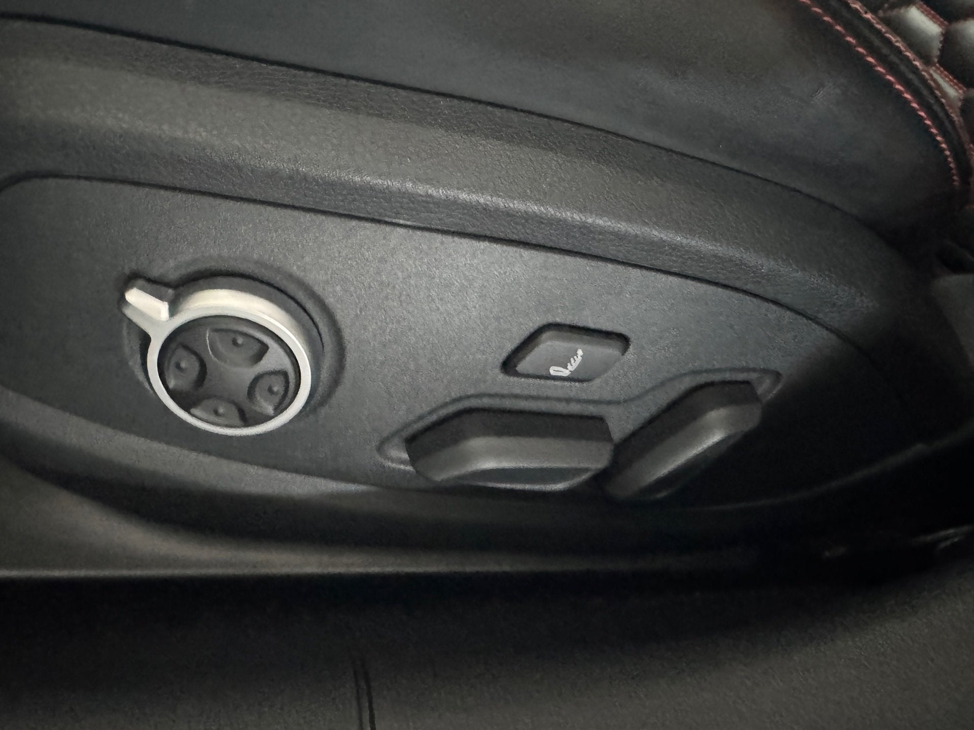 Foto 21 van Audi RS4 Avant 2.9 TFSI quattro Pano|Ceramic|B&O|HuD|Carbon