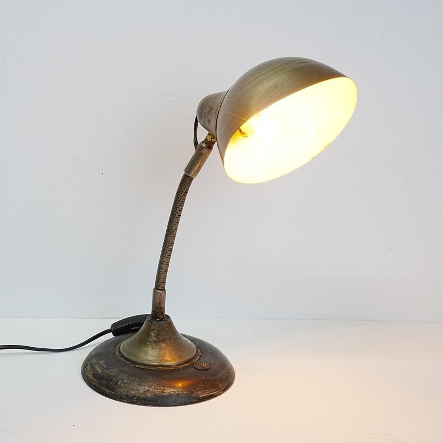 Antieke stalen art deco bureaulamp., Bureaulamp, Art deco, Ophalen of Verzenden, Zo goed als nieuw