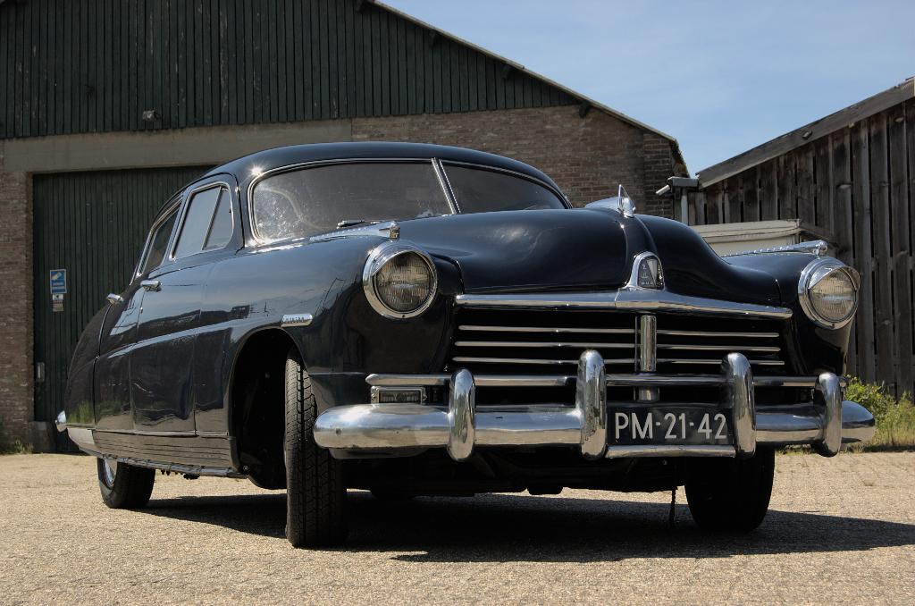 HUDSON COMMODORE SIX – 1948, Auto's, Oldtimers, Particulier, Overige merken, Benzine, Sedan, Handgeschakeld, Blauw, Blauw, Overige bekleding