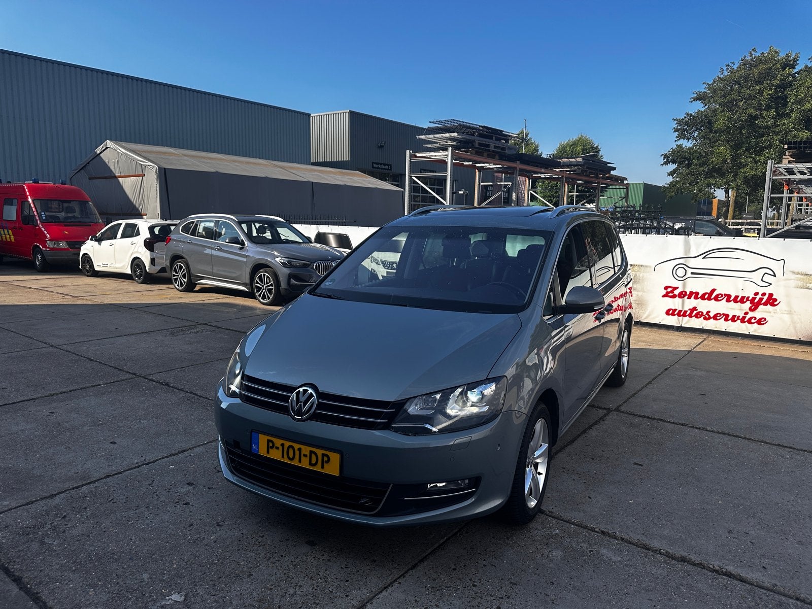Volkswagen Sharan 2.0 TSI 147KW DSG 2011 Grijs, 4 cilinders, Particulier, 102 €/maand, 750 kg