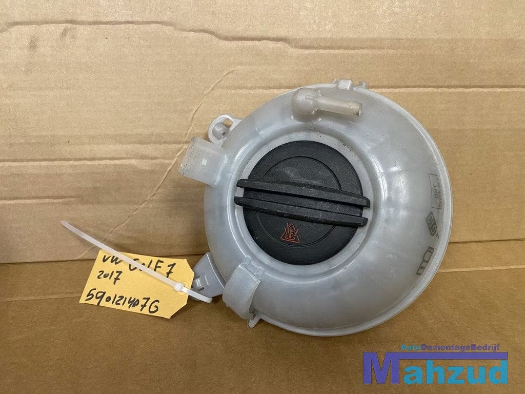 VW GOLF 7 Koelvloeistof reservoir expansievat 2012-2019, Auto-onderdelen, Gebruikt, Volkswagen, Volkswagen AG, Berliner Ring 2
38440  Wolfsburg, DE
