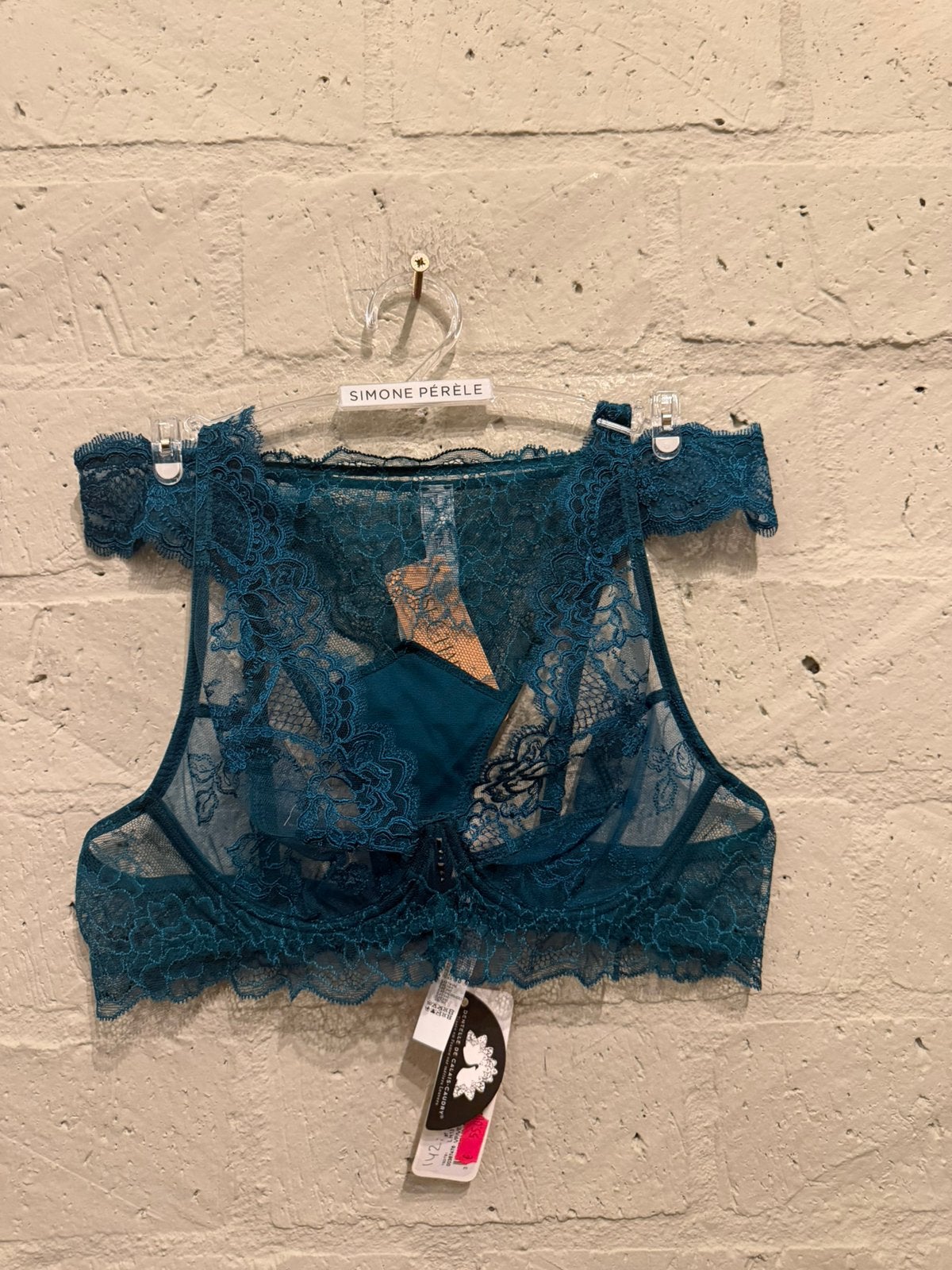 Lise Charmel bh 40/ 80B string 42 NIEUW!! Bh nu €50, Ophalen of Verzenden, Setje