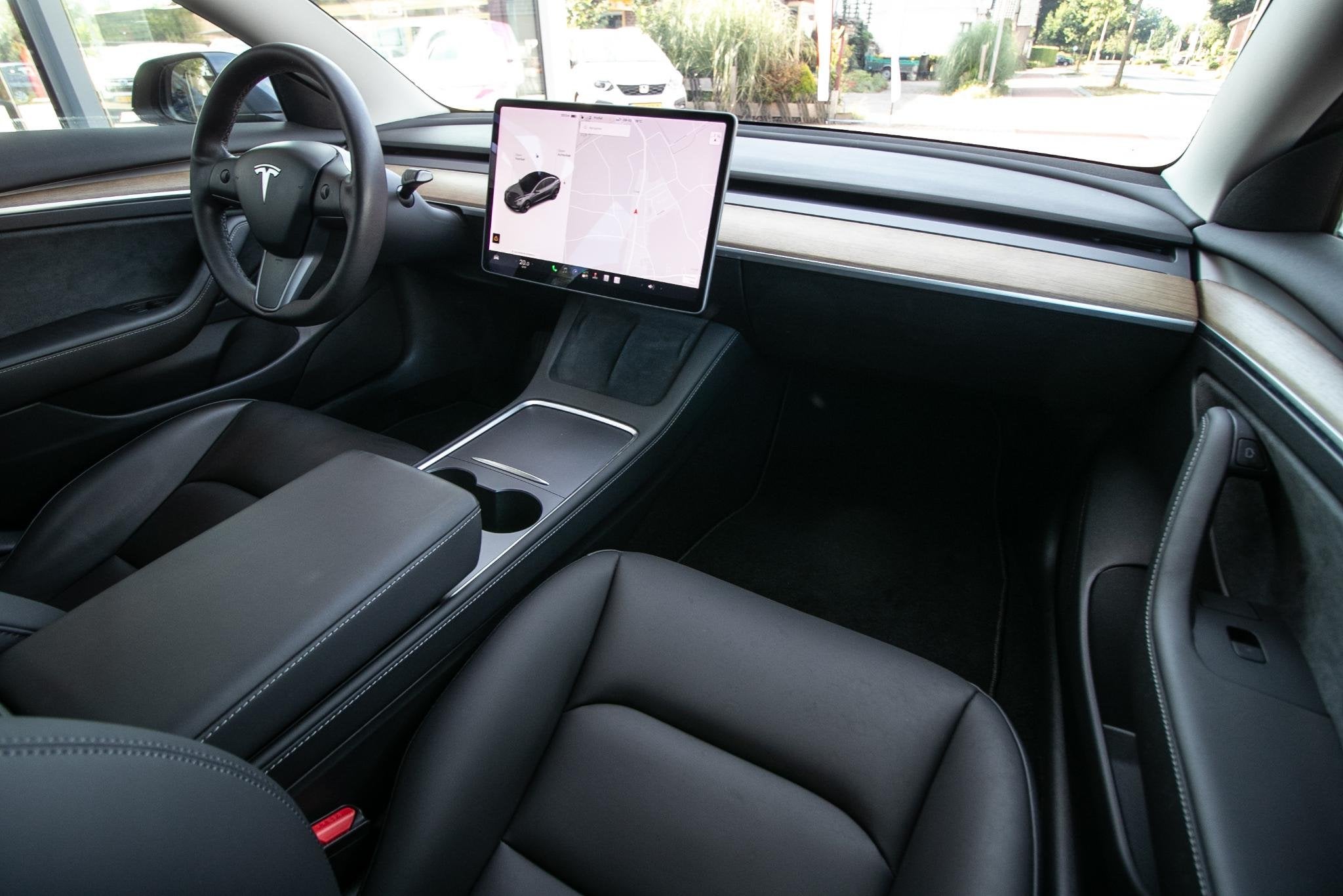 Foto 3 van Tesla Model 3 Standard RWD Plus 60 kWh | SOH 90,3% | Leder |
