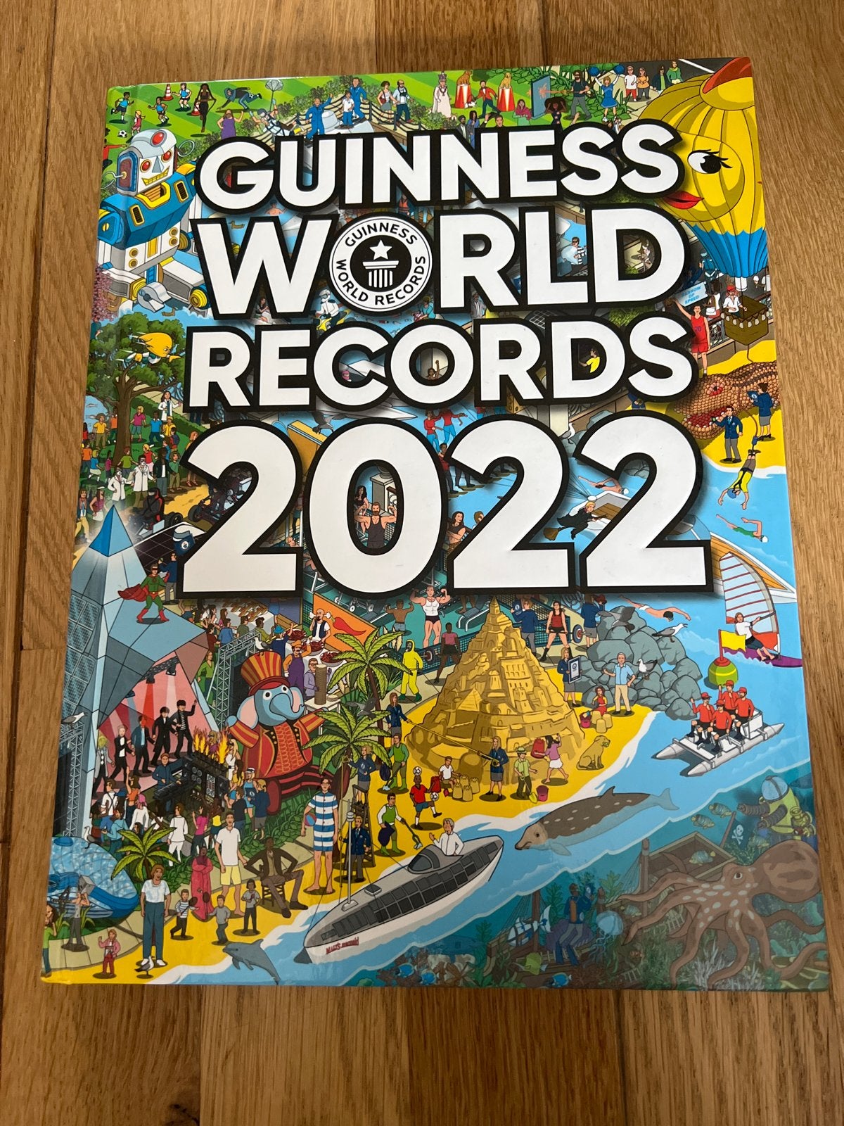Guinness World Records 2022 Boek -, Ophalen of Verzenden, Nieuw, Nederland