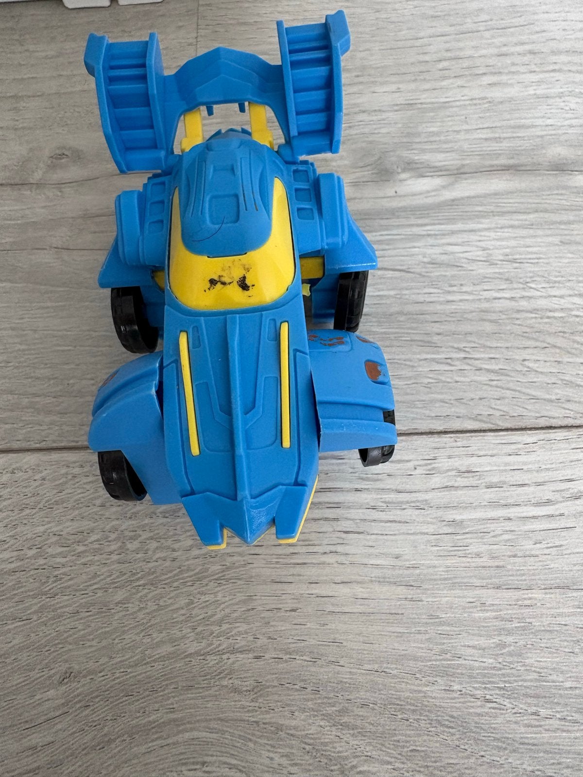 Kleine Transformer Speelgoedauto - Blauw/Geel, Verzamelen, Overige generaties, Ophalen of Verzenden, Gebruikt, Overige rassen