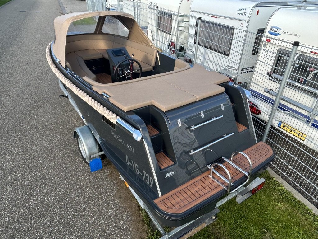 Foto 6 van Maxima 600 Tender 2022 | 50pk Honda | Bomvol opties! NWstaat