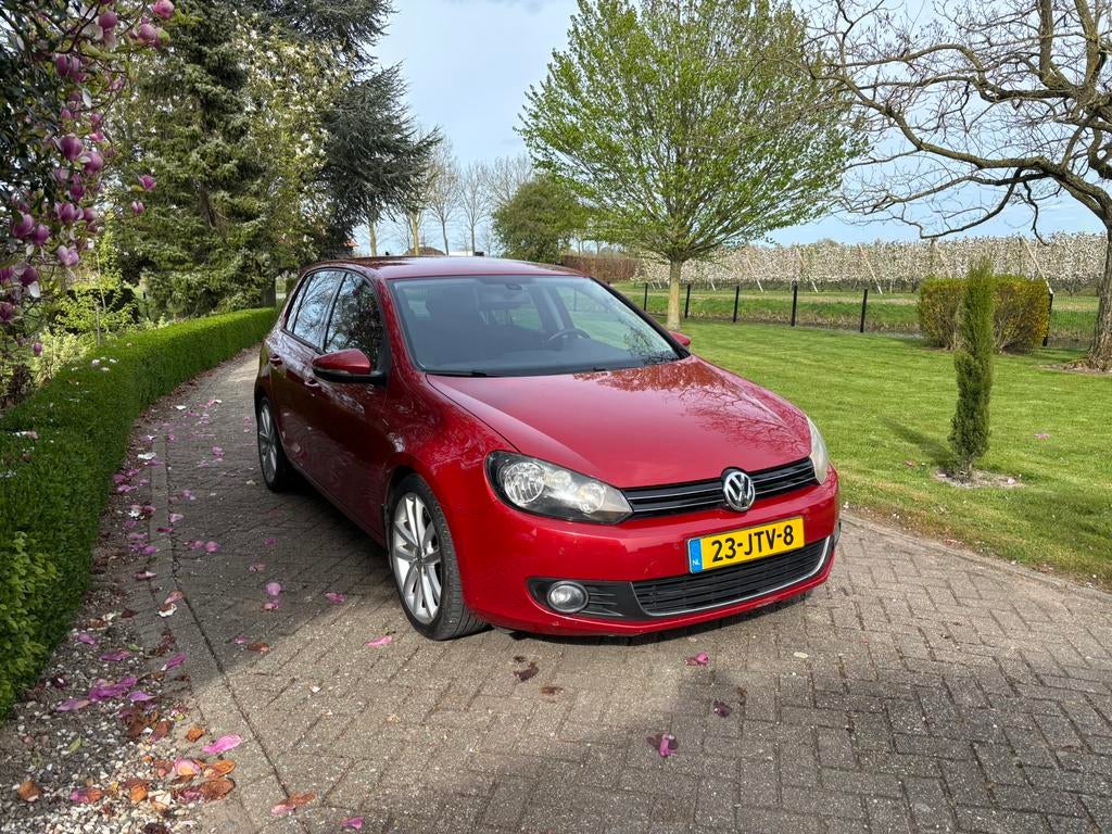 Volkswagen Golf Highline 1.4 TSI 118KW 2009 Rood, Auto's, Voorwielaandrijving, 4 cilinders, Origineel Nederlands, Handgeschakeld