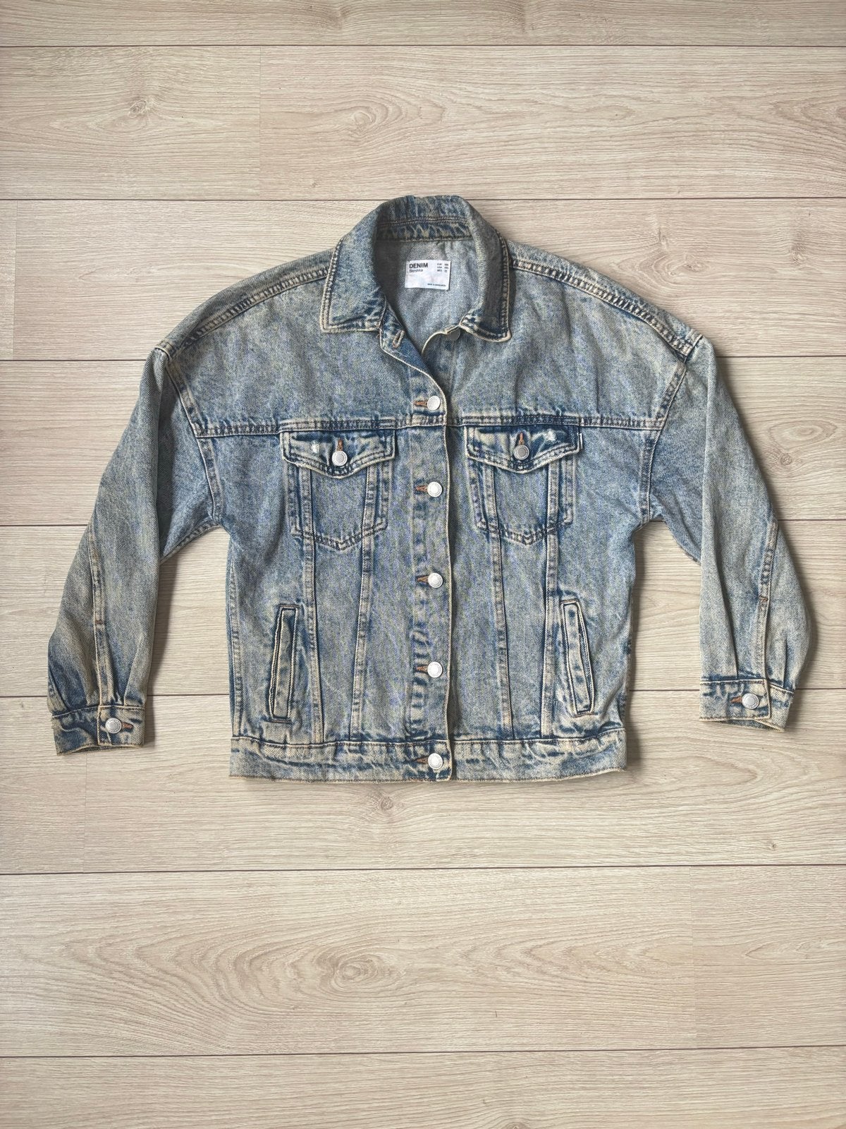 Bershka spijkerjas met vintage look, Ophalen of Verzenden, Zo goed als nieuw, Maat 34 (XS) of kleiner, Blauw
