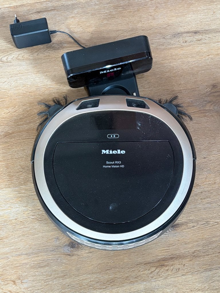 Robotstofzuiger, Ophalen, Bedienbaar via app, Zo goed als nieuw, Robotstofzuiger