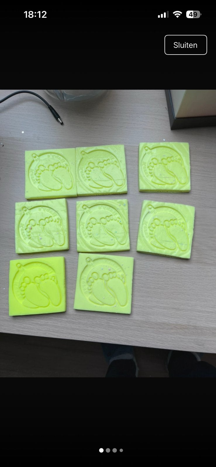 Epoxy mal baby's eerste kerst - Voetjes kerstornament, Geel, Nieuw, Ophalen of Verzenden, Kunststof