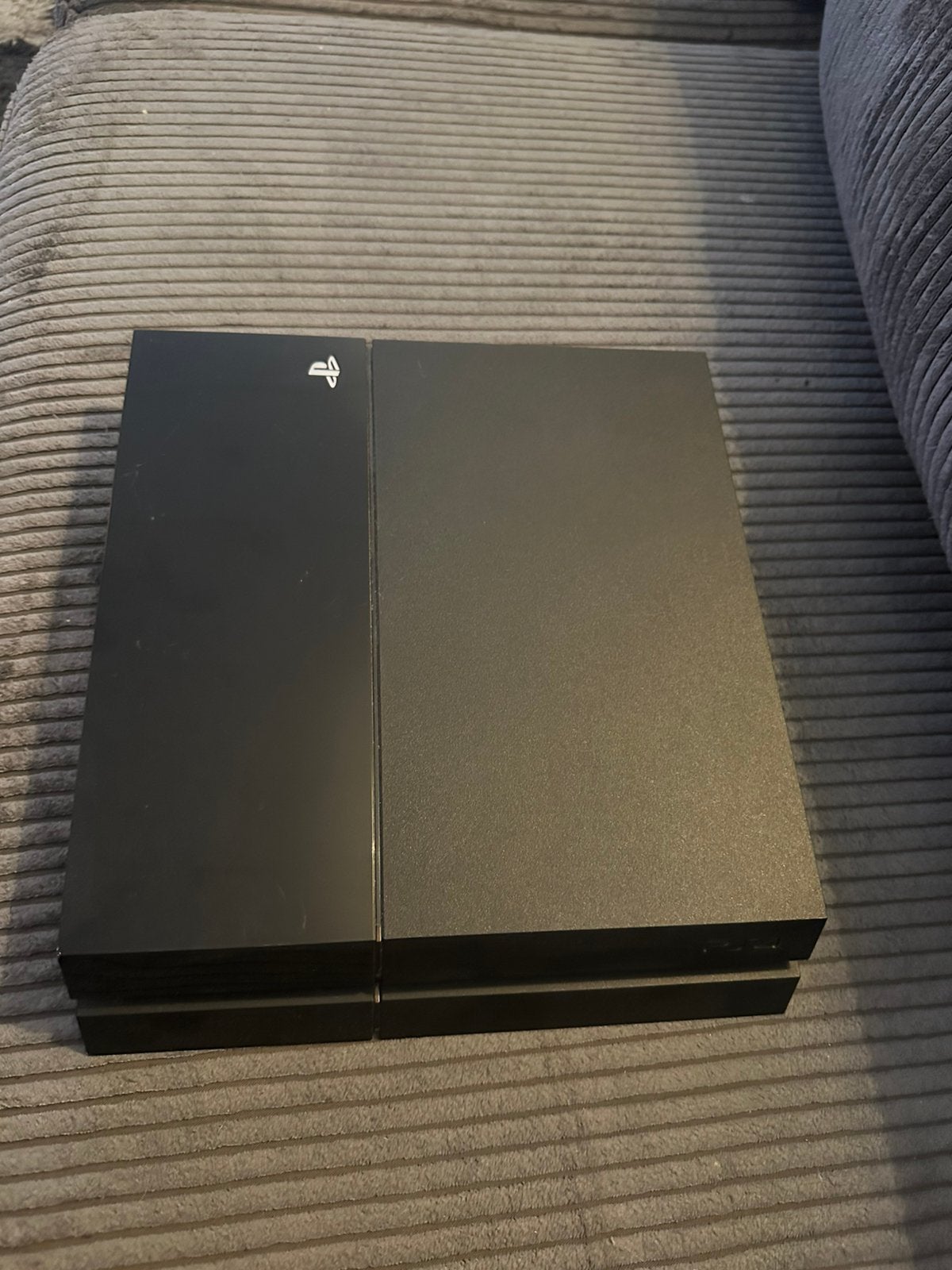 Playstation 4 + games, Spelcomputers en Games, Spelcomputers | Sony PlayStation 4, Ophalen, Zonder controller, Original, Gebruikt