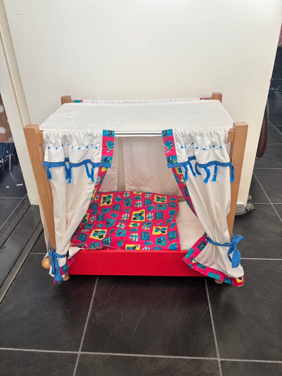 Gratis ophalen handgemaakt poppenbed, Ophalen, Zo goed als nieuw, Overige typen