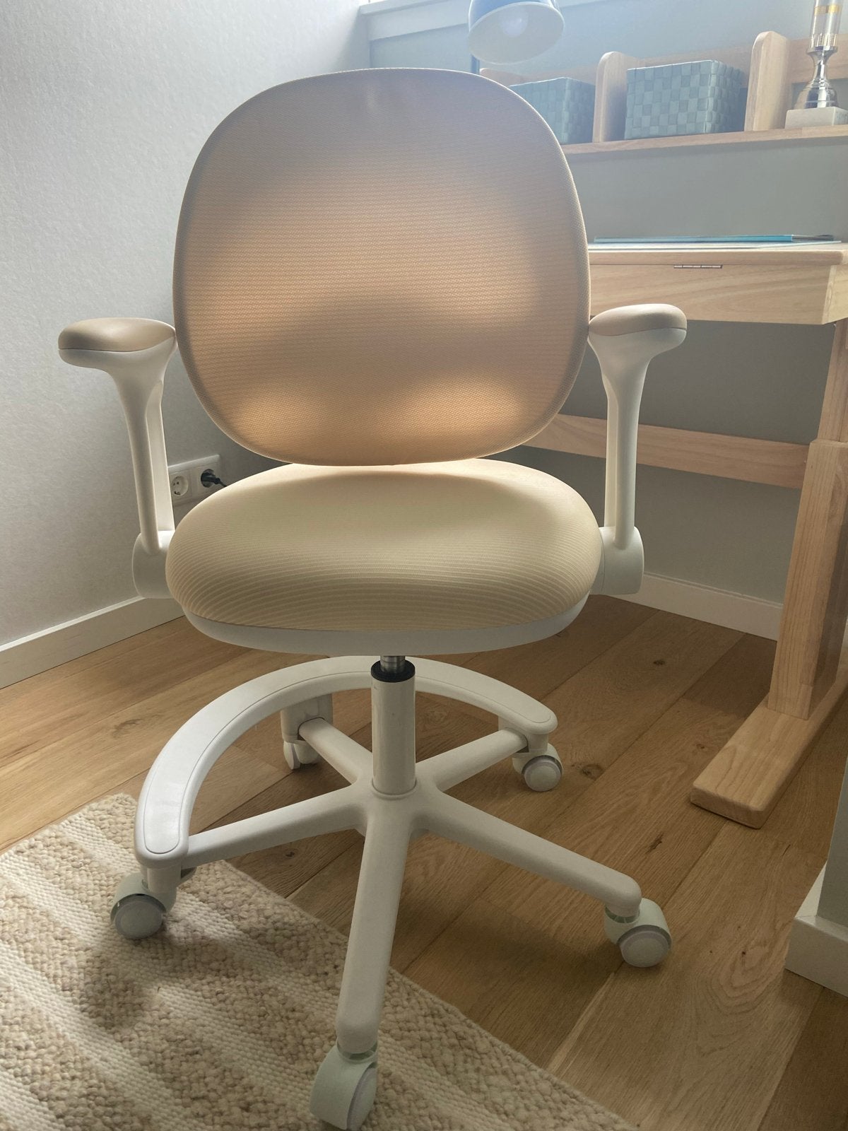 Mark Adler Junior 3.6 Ergonomische Kinderbureaustoel Beige, Beige, Nieuw, Ophalen of Verzenden, Bureaustoel