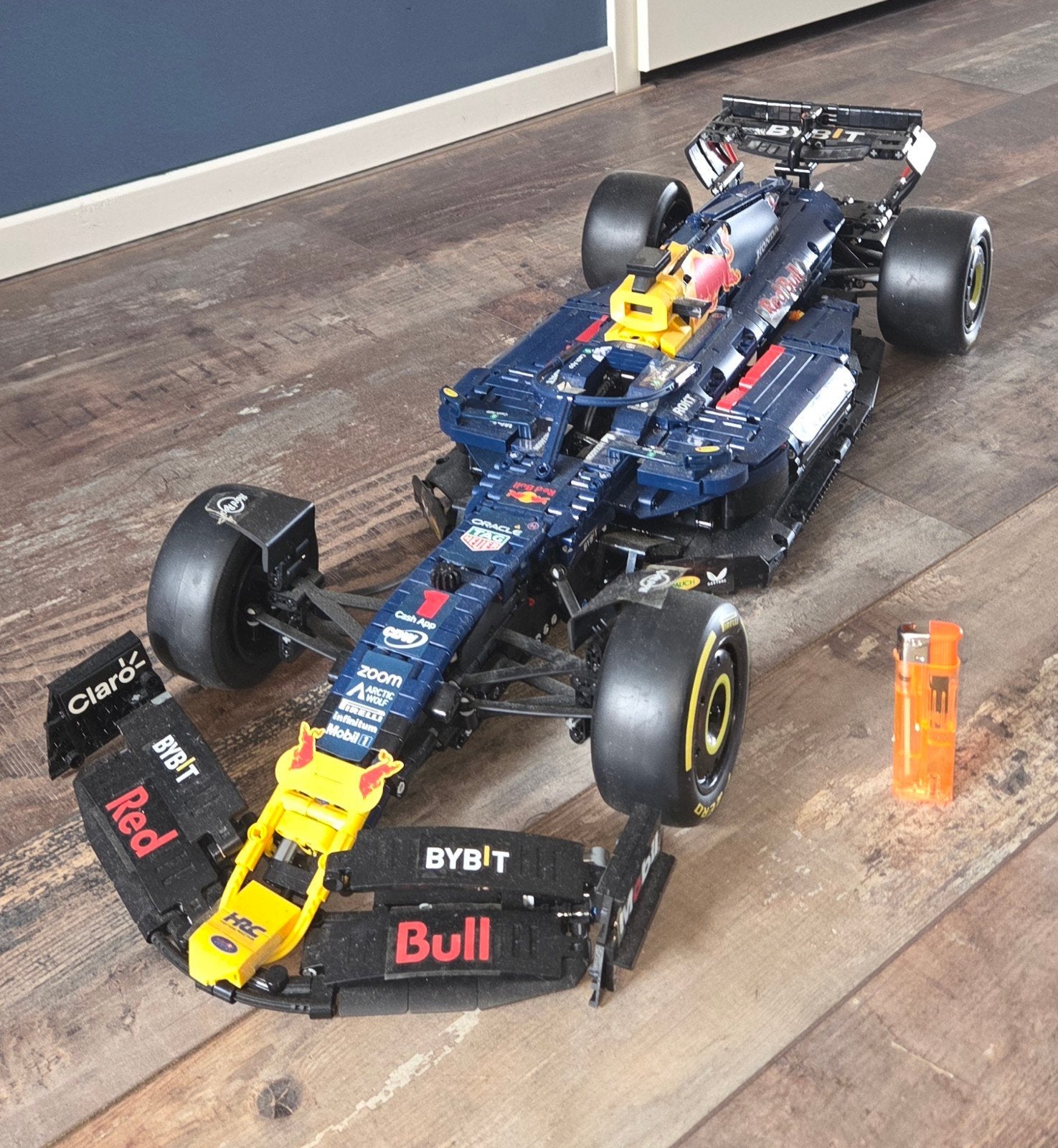 Max Verstappen RB19 Bouwpakket - Schaal 1:8, Ophalen of Verzenden, Zo goed als nieuw, Groter dan 1:32