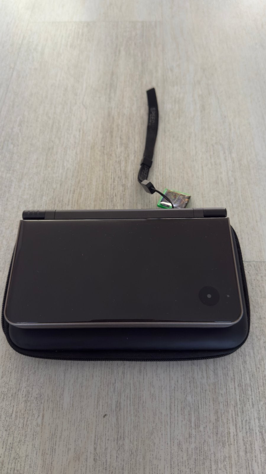 Nintendo dsi XL, Spelcomputers en Games, Geheugenkaart, Ophalen of Verzenden, Zo goed als nieuw, Draadloos