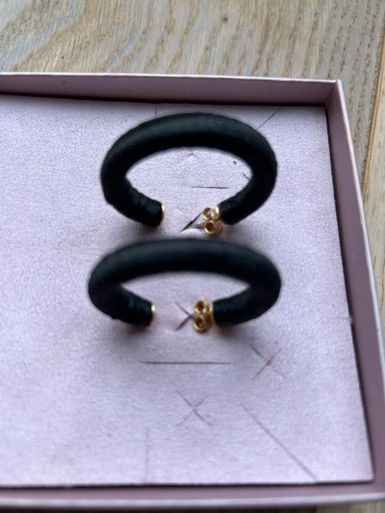 Zijden Lott Gioielli oorbellen - Zwart, Overige materialen, Hangers, Zwart, Ophalen of Verzenden