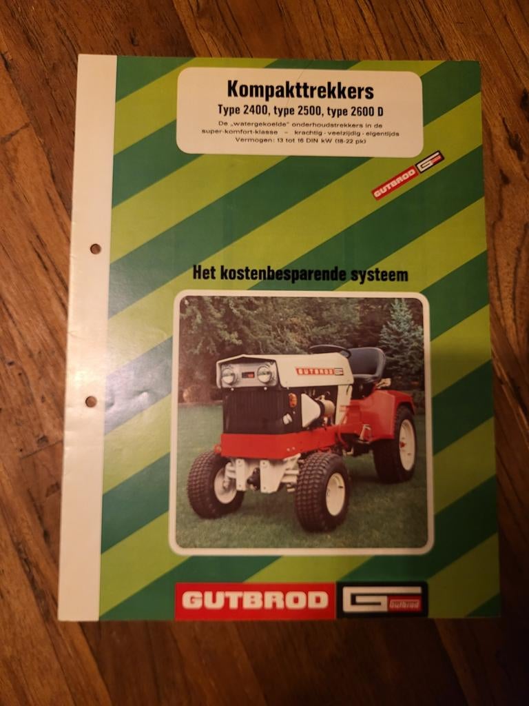 tractor folder GUTBROD 2400, 2500, 2600 D kompakttrekkers, Ophalen of Verzenden, Zo goed als nieuw