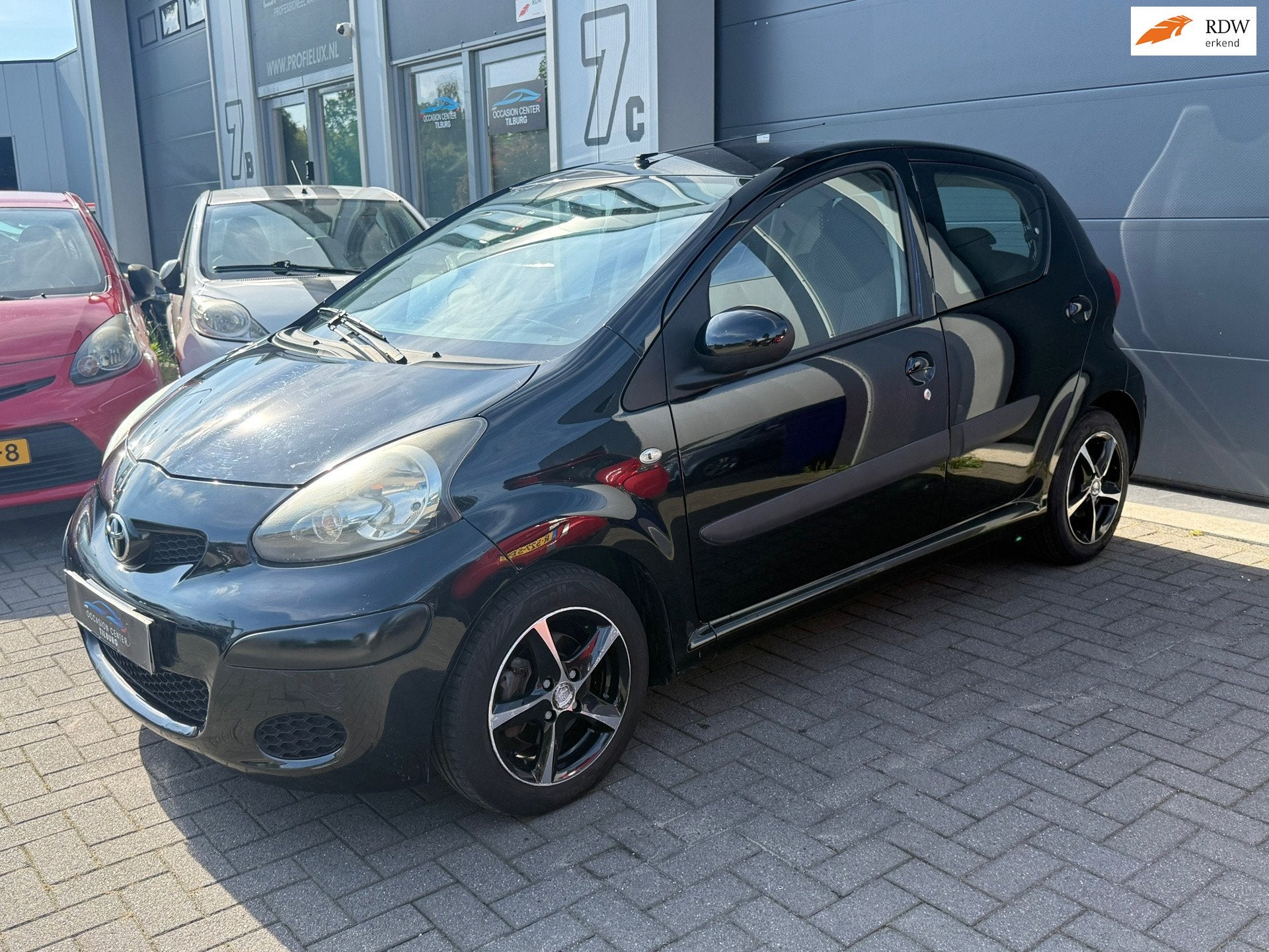 Toyota Aygo 1.0 AIRCO | ELEKTR PAKKET | NIEUWE APK |, Auto's, Toyota, Voorwielaandrijving, Stof, Gebruikt, 4 stoelen