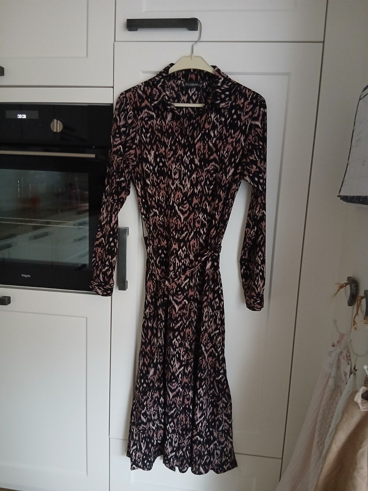 Mooie doorknoop jurk maat M Twoday, Kleding | Dames, Maat 38/40 (M), Twoday, Zwart, Ophalen of Verzenden