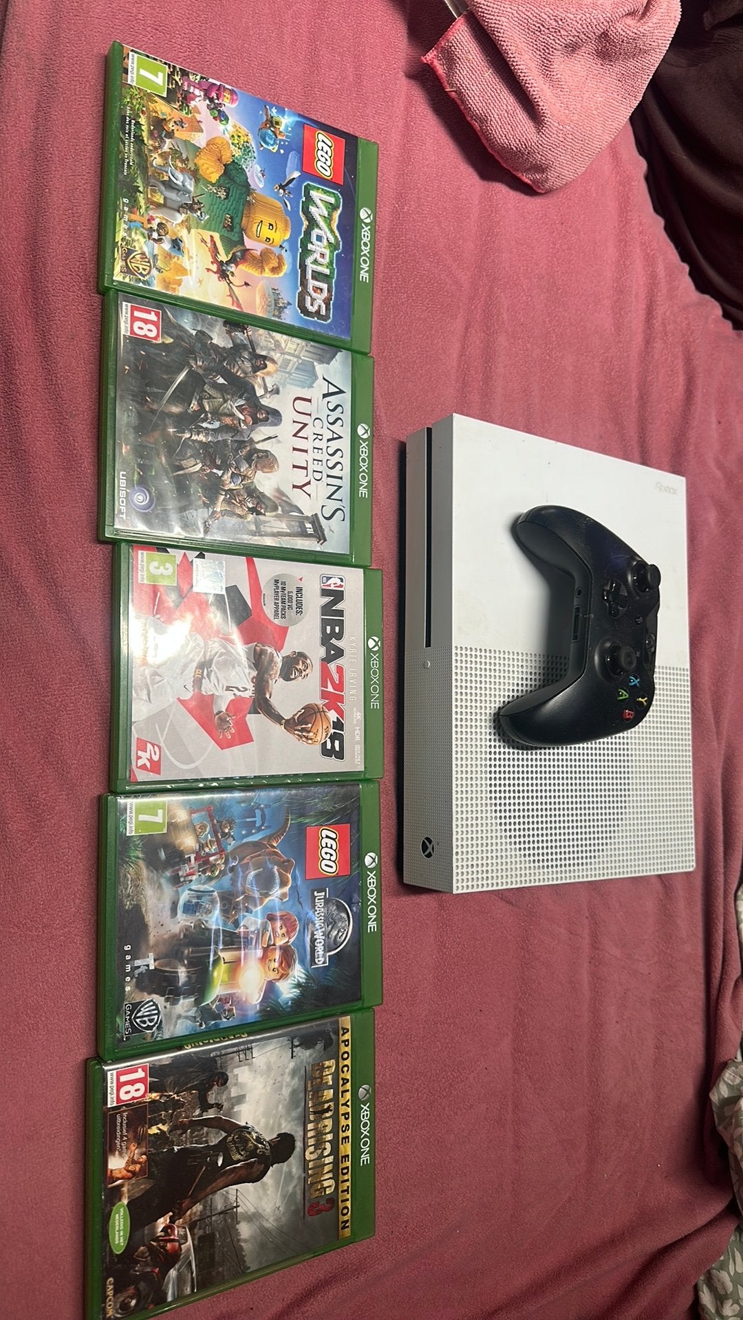 Xbox one 500gb en een controller, 1 speler, Ophalen, Zo goed als nieuw, Vanaf 3 jaar