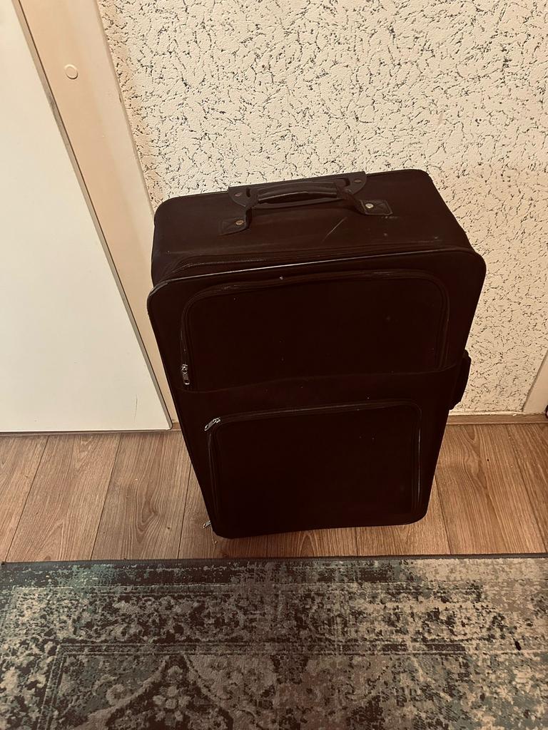 Prima handbagage / reiskoffer, Sieraden, Tassen en Uiterlijk, Koffers, Minder dan 50 cm, Zo goed als nieuw, Zacht kunststof, Wieltjes