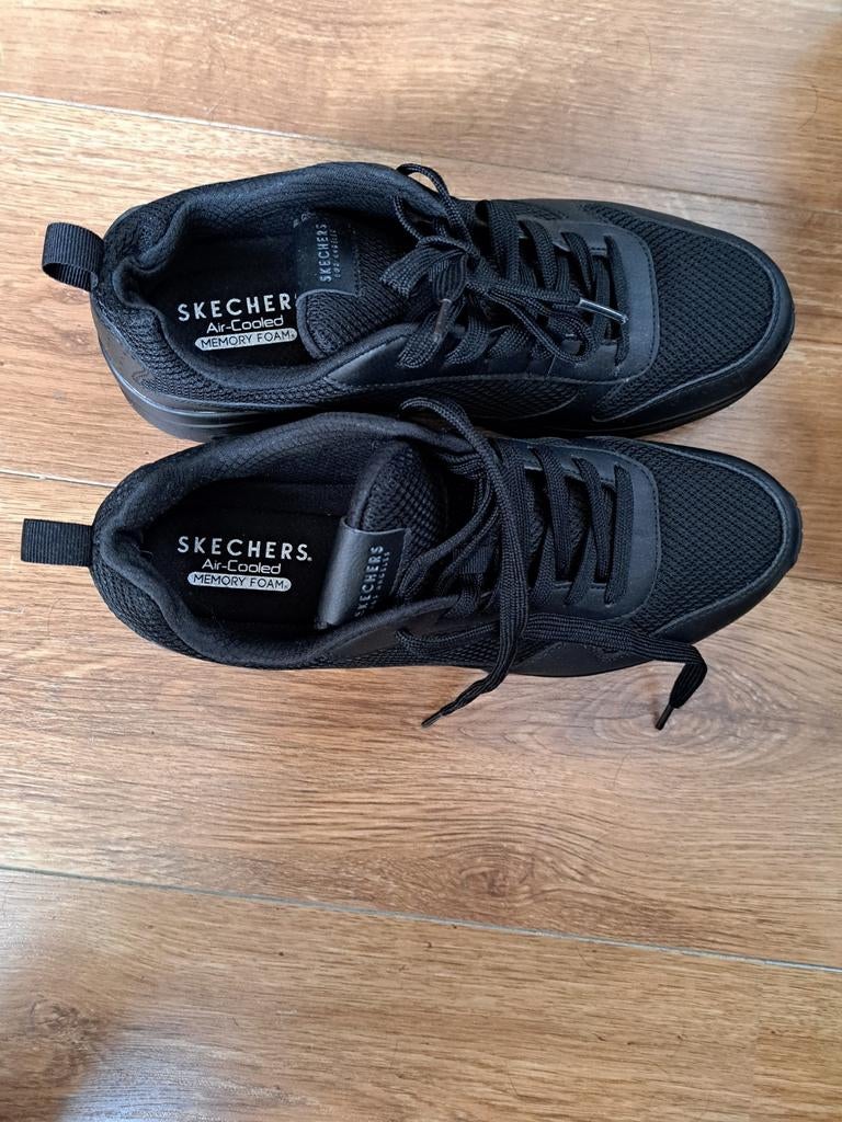 NIEUWE Skechers schoenen, heren, maat 46,, Zwart, Overige typen, Nieuw, Ophalen of Verzenden